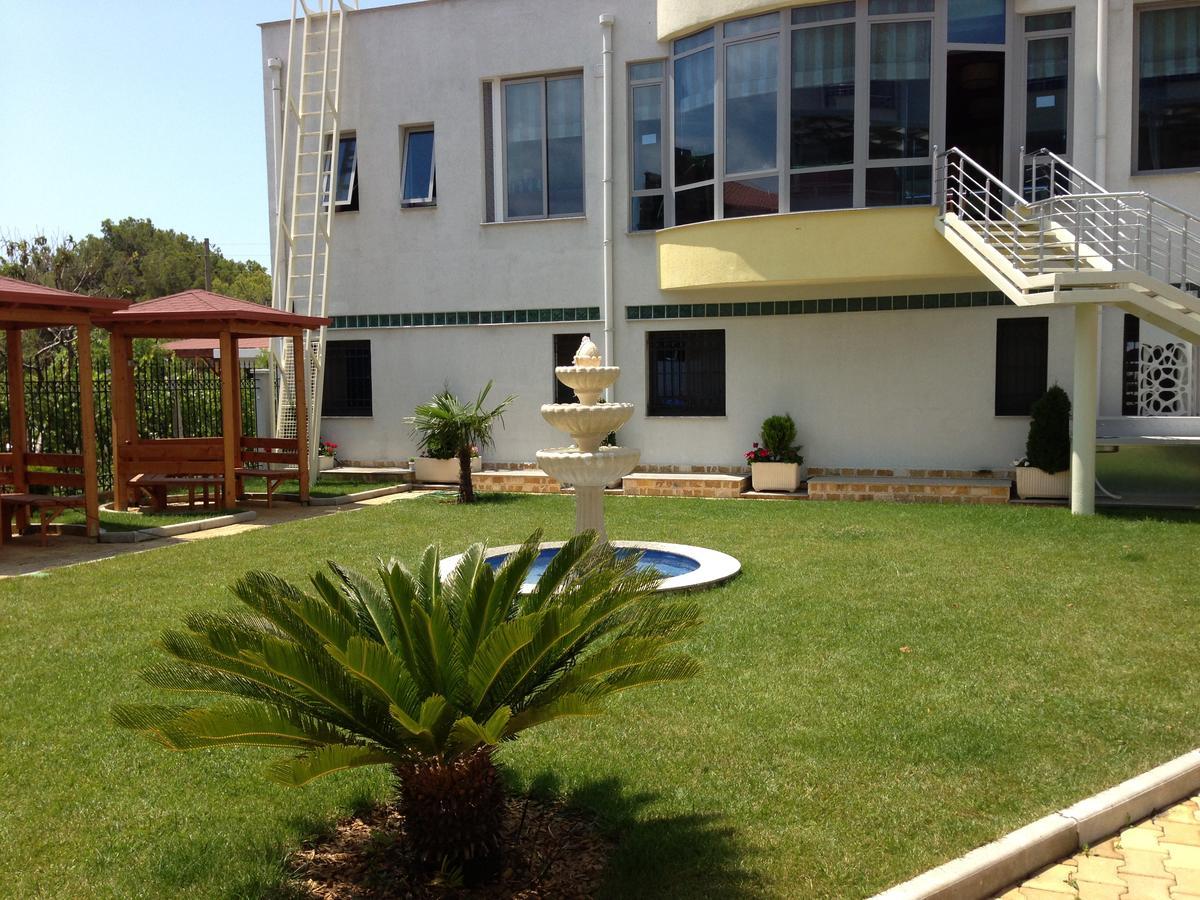Hotel Alba Shëngjin Buitenkant foto