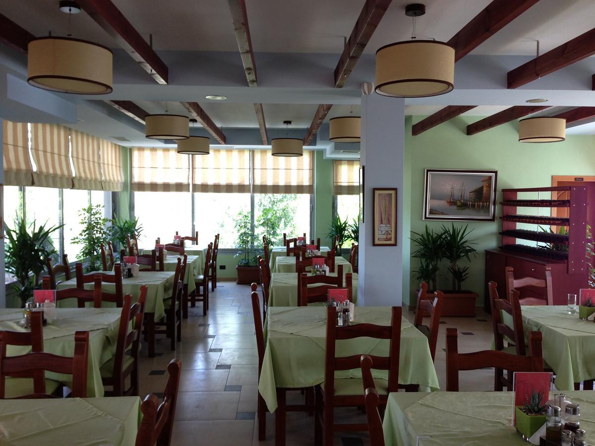 Hotel Alba Shëngjin Buitenkant foto