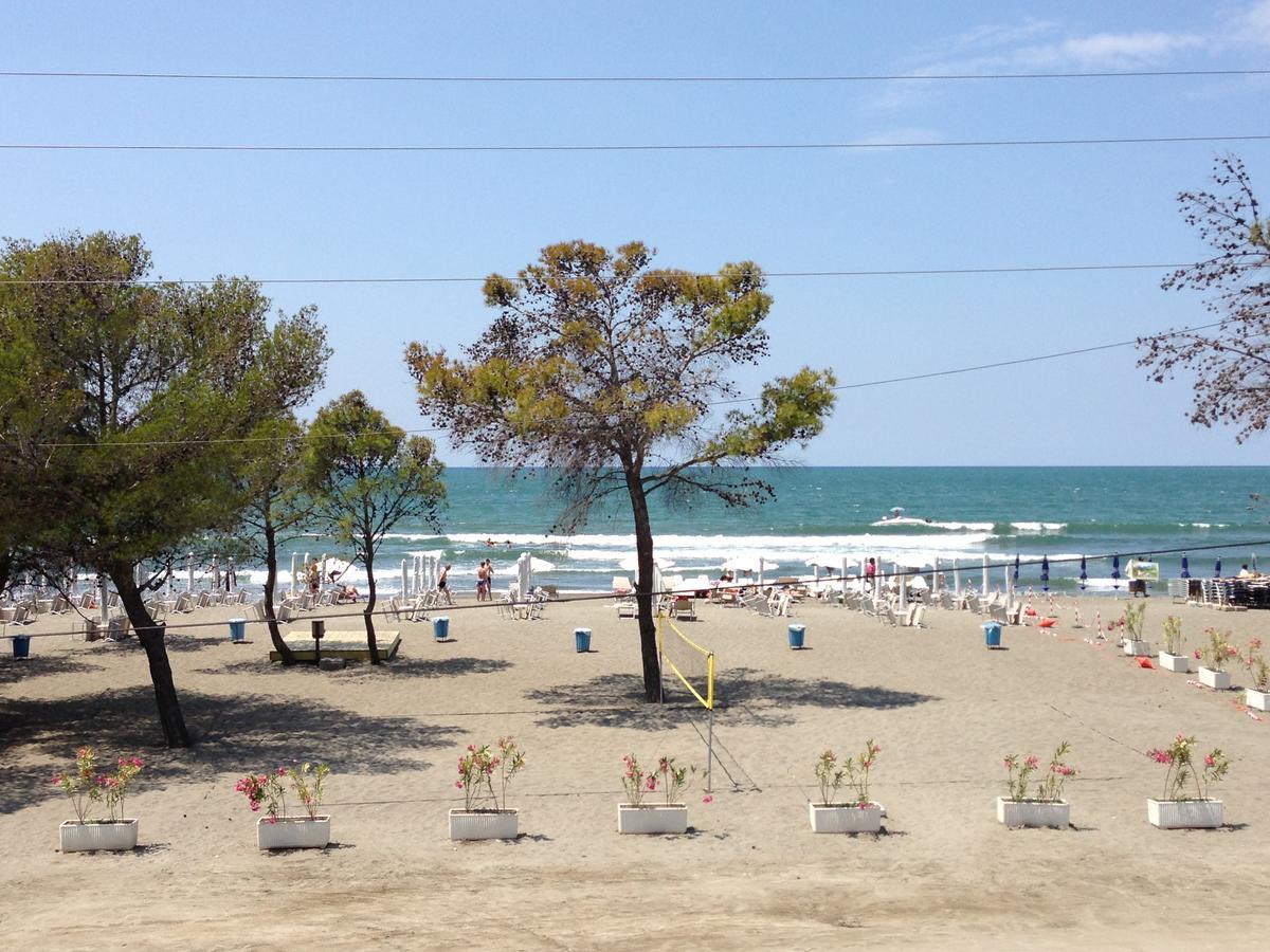 Hotel Alba Shëngjin Buitenkant foto