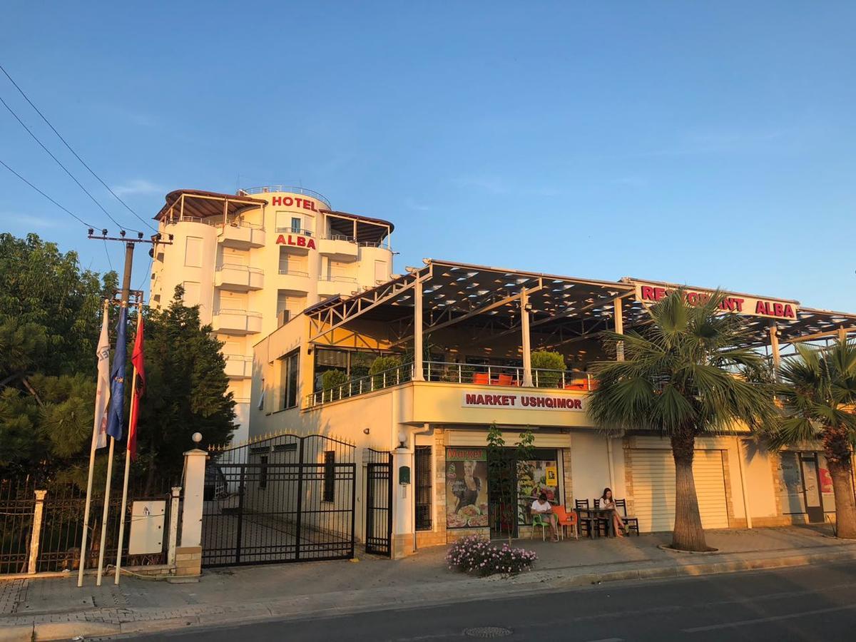 Hotel Alba Shëngjin Buitenkant foto